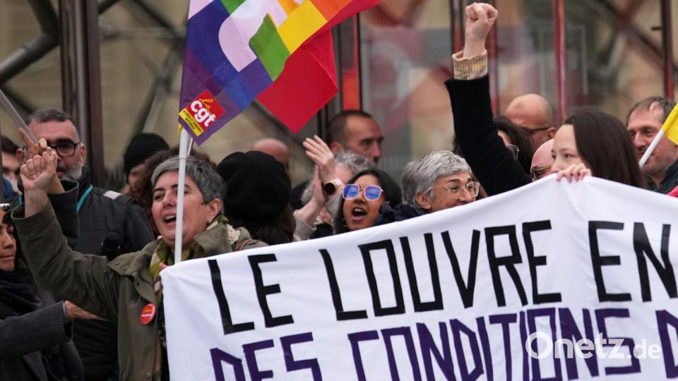 Streik verlängert: Louvre-Museum erneut lahmgelegt Bild: Christophe Ena/AP/dpa