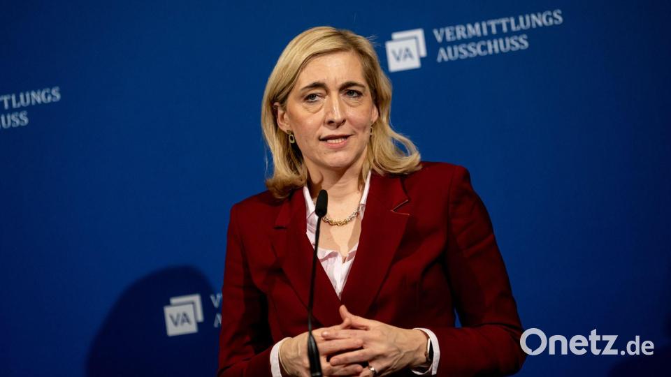 Gesundheitsministerin Nina Warken begrüßte den Kompromiss im Vermittlungsausschuss. Bild: Fabian Sommer/dpa