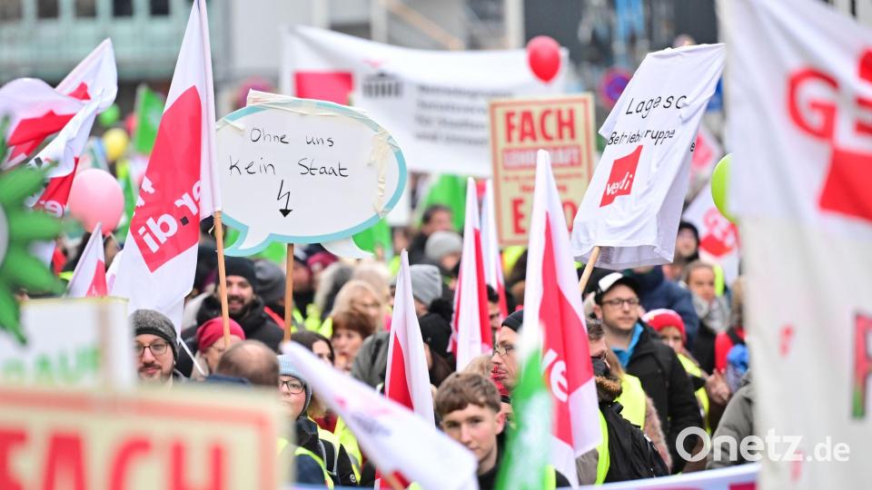 Warnstreik in der Hauptstadt. Bild: Sebastian Christoph Gollnow/dpa