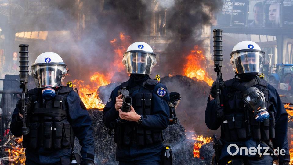 In Brüssel kam es wegen der Proteste gegen Mercosur zu chaotischen Szenen. Bild: Marius Burgelman/AP/dpa