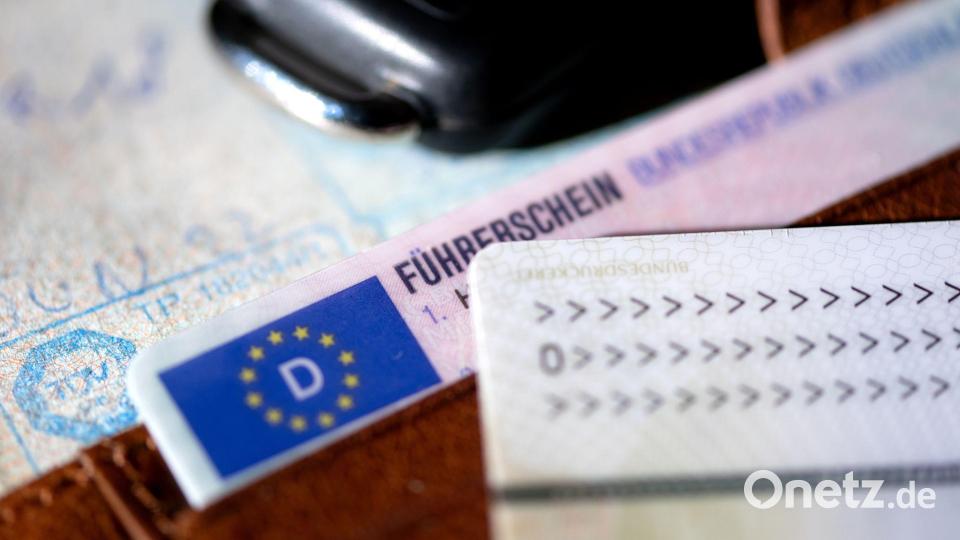 Bund und Länder sind sich einig, dass der Führerschein günstiger werden soll - wann, ist aber noch offen. Bild: Sven Hoppe/dpa