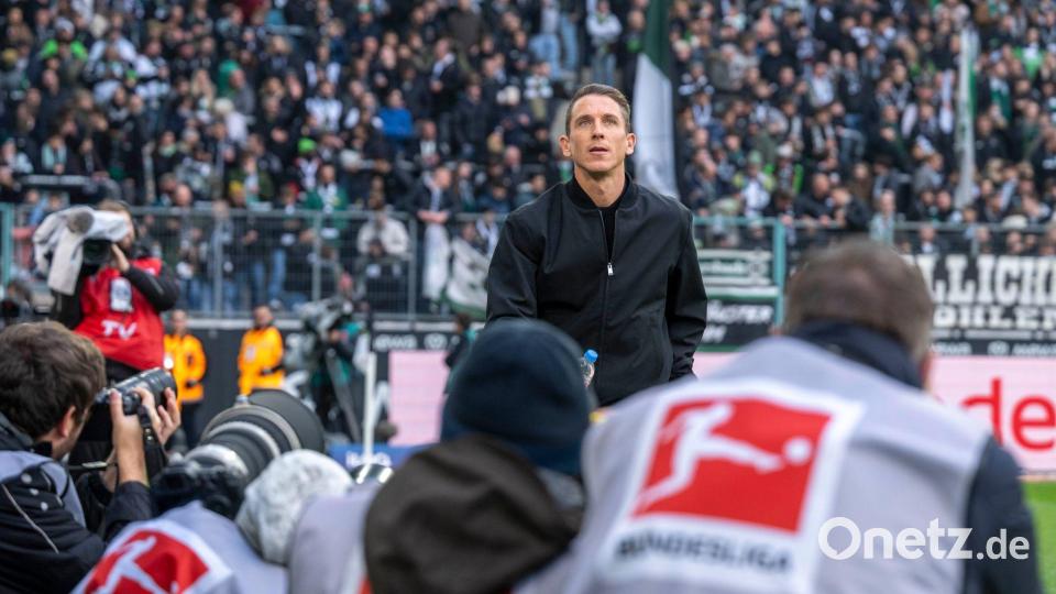 Neuer Wolfsburg-Trainer: Daniel Bauer. (Archivbild) Bild: David Inderlied/dpa