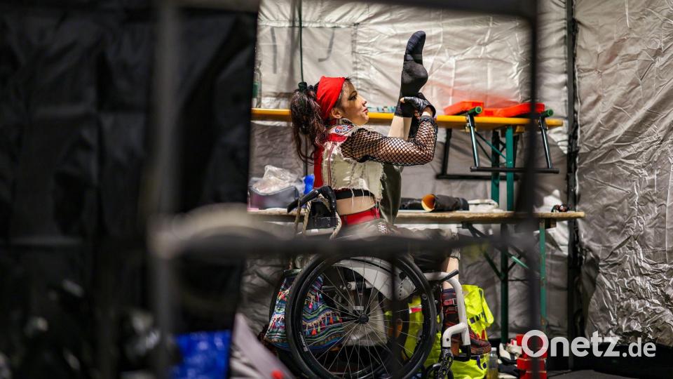 Nach dem Unfall glaubt sie vorerst, mit dem Zirkus abgeschlossen zu haben. Bild: Christoph Reichwein/dpa