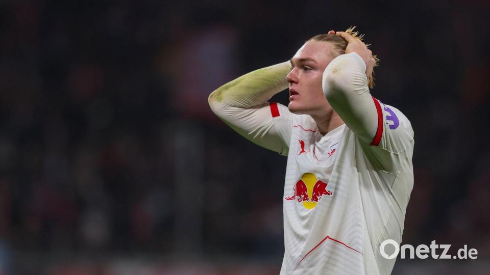 Conrad Harder (RB Leipzig) reagiert enttäuscht nach dem 1:3. Bild: Jan Woitas/dpa