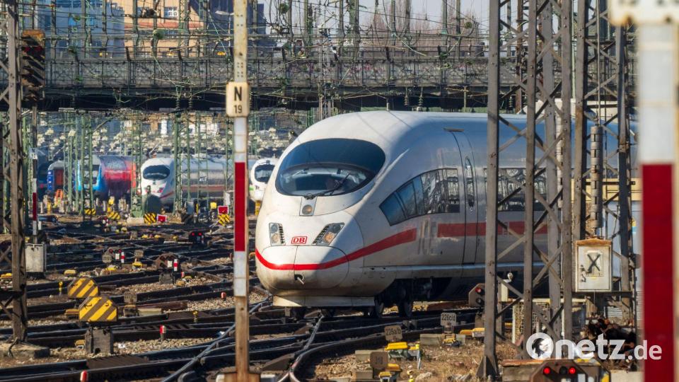 Fahrten zwischen München und Nürnberg könnten wegen mehr Verkehr länger dauern. (Symbolbild) Bild: Peter Kneffel/dpa