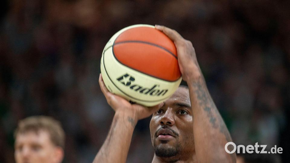 Isiaha Mike war im Spiel gegen Bonn Top-Scorer der Bayern. Bild: Harald Tittel/dpa