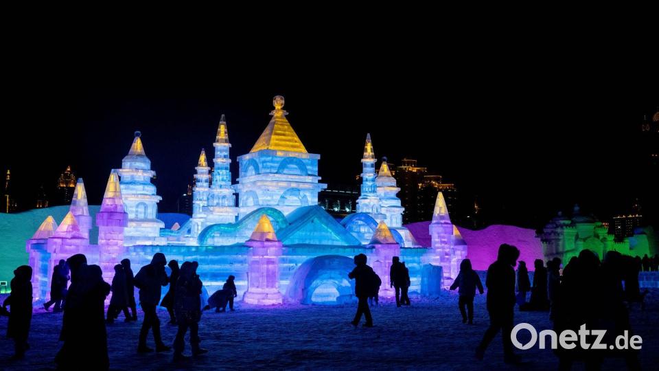 Glitzernde Winterwelt: Manzhouli feiert internationales Eisfestival in der Inneren Mongolei Bild: Lian Zhen/XinHua/dpa