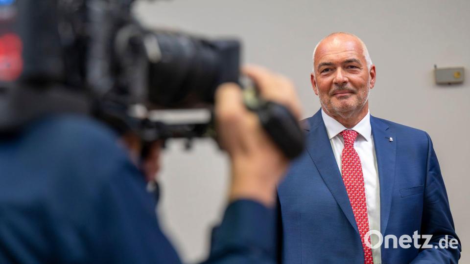 Fischer war festgenommen worden, weil er zu seiner Verhandlung nicht erschienen war. (Archivbild). Bild: Peter Kneffel/dpa