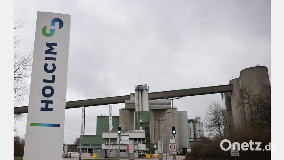 Holcim hat Berufung gegen das Urteil von Zug angekündigt (Archivbild) Bild: Christian Charisius/dpa