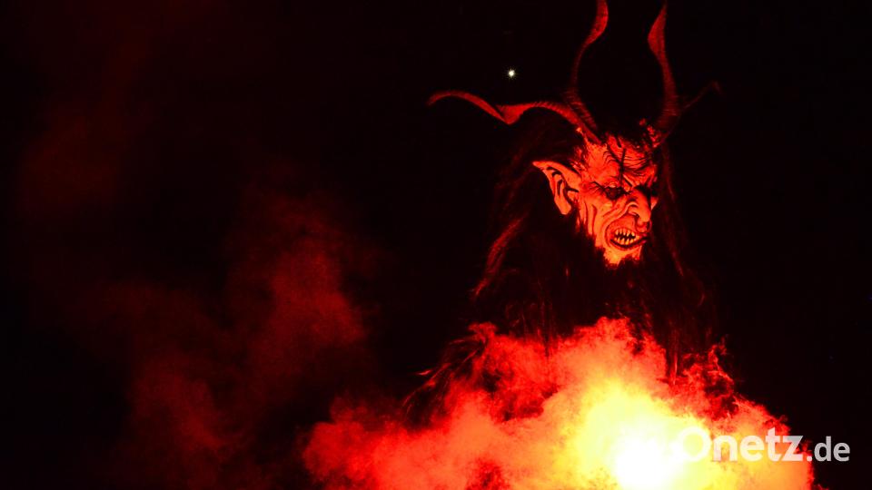 Die Besucher können sich bei dem Anblick schon gruseln. Bild: Kunz