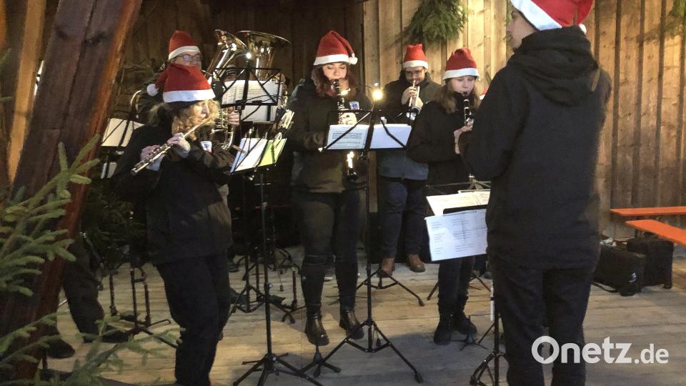 2012 bat man den Musikverein Wiesau und Umgebung mitzumachen. Seitdem ist die Blaskapelle ein fester Bestandteil des vorweihnachtlichen Konzertes in Schönhaid.