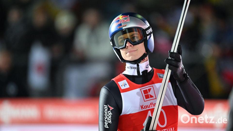 Andreas Wellinger springt bislang schwach. (Archivbild) Bild: Hendrik Schmidt/dpa