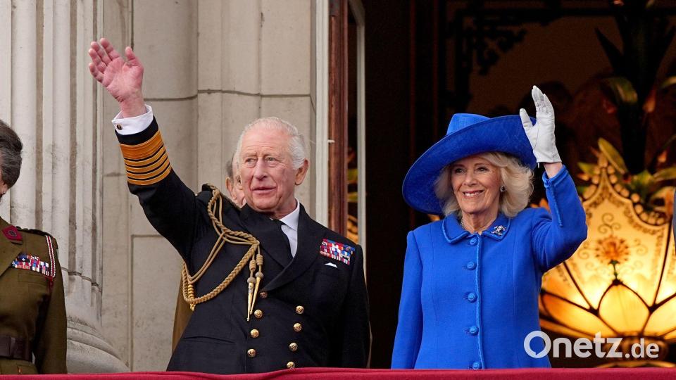 König Charles und Königin Camilla laden zum Weihnachtsfest. (Archivbild) Bild: Aaron Chown/PA Wire/dpa