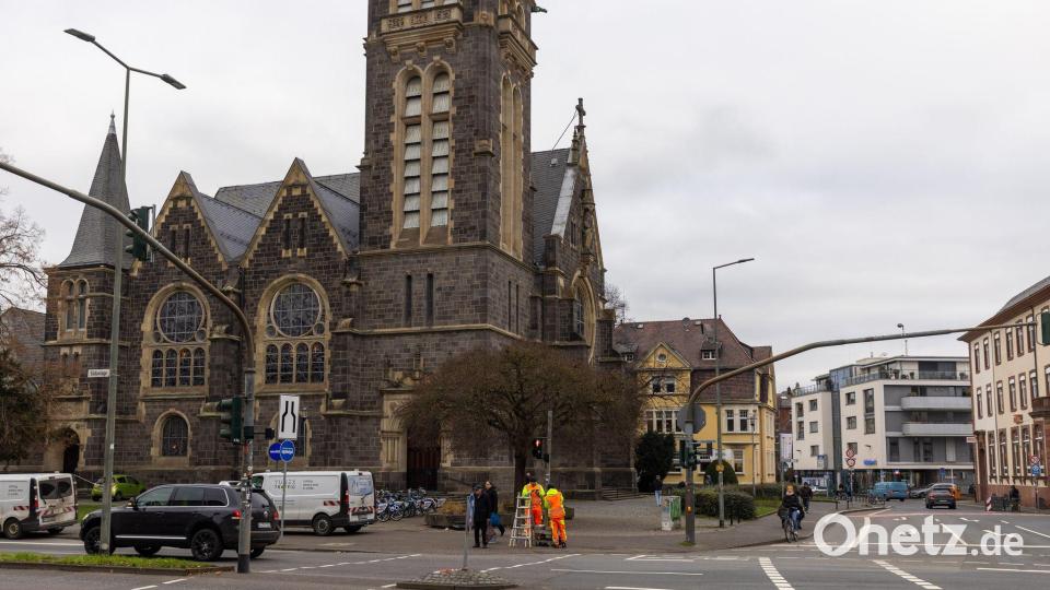 Einen Tag später wissen die Ermittler mehr zu den Hintergründen. Bild: Christian Lademann/dpa