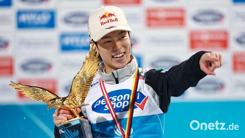 Ryoyu Kobayashi weiß, wie man die Tournee gewinnt. (Archivbild) Bild: Daniel Karmann/dpa