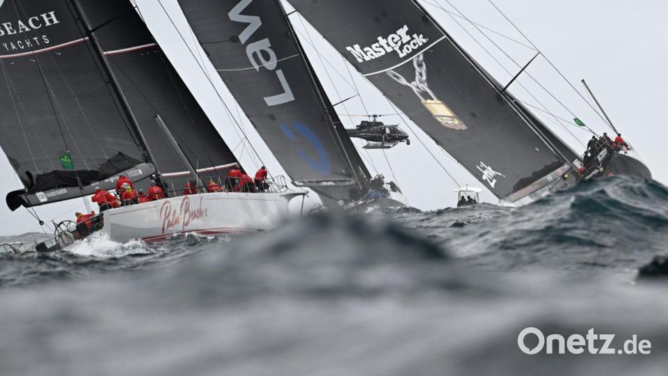Segelyachten eröffnen die Sydney-Hobart-Regatta 2025 Bild: Dean Lewins/AAP/dpa