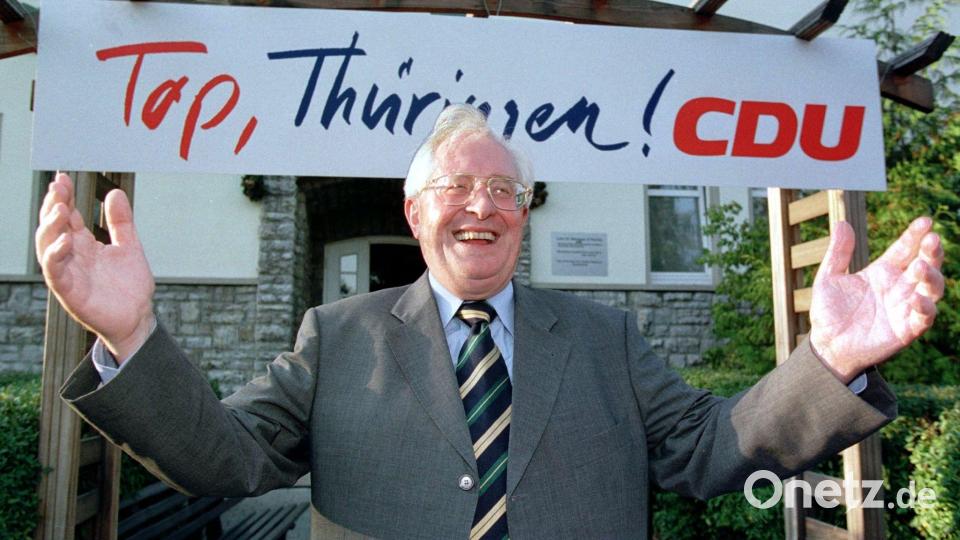 Der CDU-Politiker Bernhard Vogel ist im Alter von 92 Jahren gestorben. (Archivbild) Bild: Ralf Hirschberger/dpa-Zentralbild/dpa