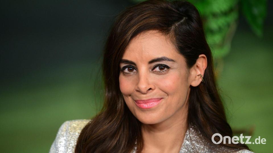 Moderatorin und Schauspielerin Collien Fernandes hat nach eigenen Angaben Online-Dating-Apps ausprobiert. (Archivbild) Bild: Daniel Bockwoldt/dpa