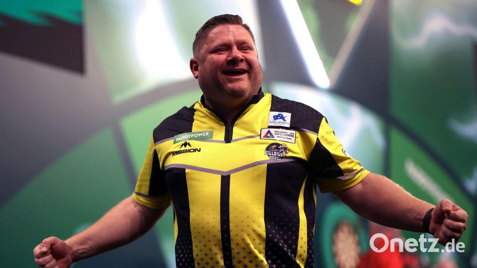 Der Engländer James Hurrell feiert seinen Sieg. Bild: Steven Paston/PA/AP/dpa