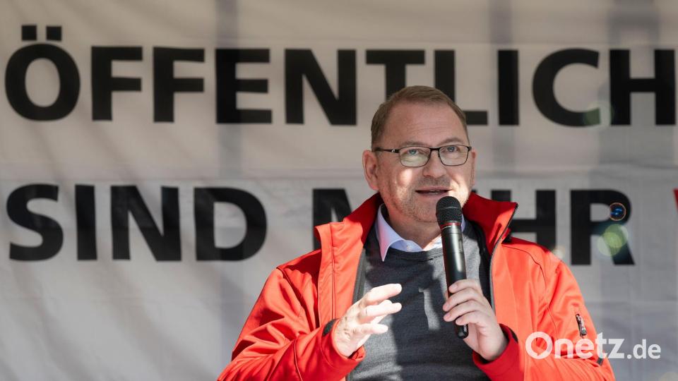 Verdi-Chef Frank Werneke sieht wenig Platz für die AfD im Gewerkschaftslager. (Archivfoto) Bild: Sebastian Kahnert/dpa