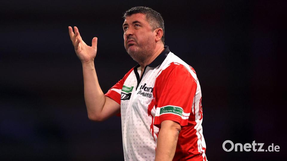 Stichelt nach seinem WM-Aus: Mensur Suljovic. Bild: Steven Paston/PA Wire/dpa