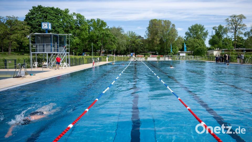 Der Klassiker - mehr Sport - darf natürlich auf keiner Liste der guten Vorsätze fürs neue Jahr fehlen. (Symbolbild) Bild: Monika Skolimowska/dpa