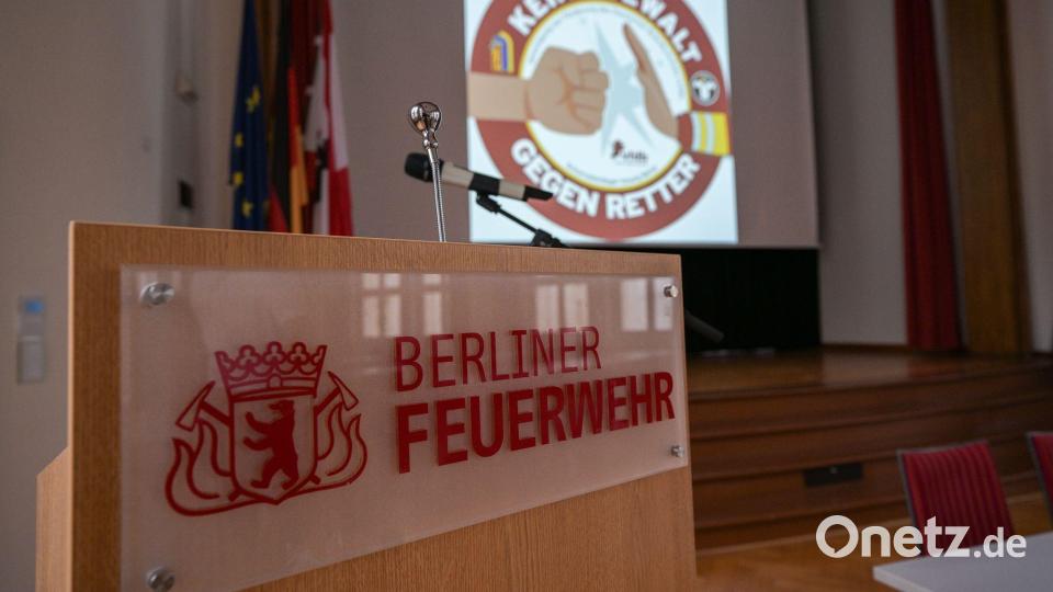 In Berlin startete im Juni 2023 die Kampagne „Keine Gewalt gegen Retter“. (Symbolbild) Bild: Hannes P. Albert/dpa