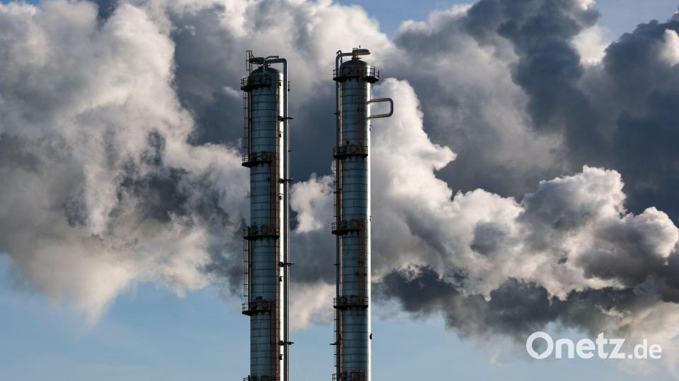 Gut jedes zweite der 100 umsatzstärksten Unternehmen in Deutschland machte von Januar bis September weniger Gewinn. (Symbolbild) Bild: Jan Woitas/dpa