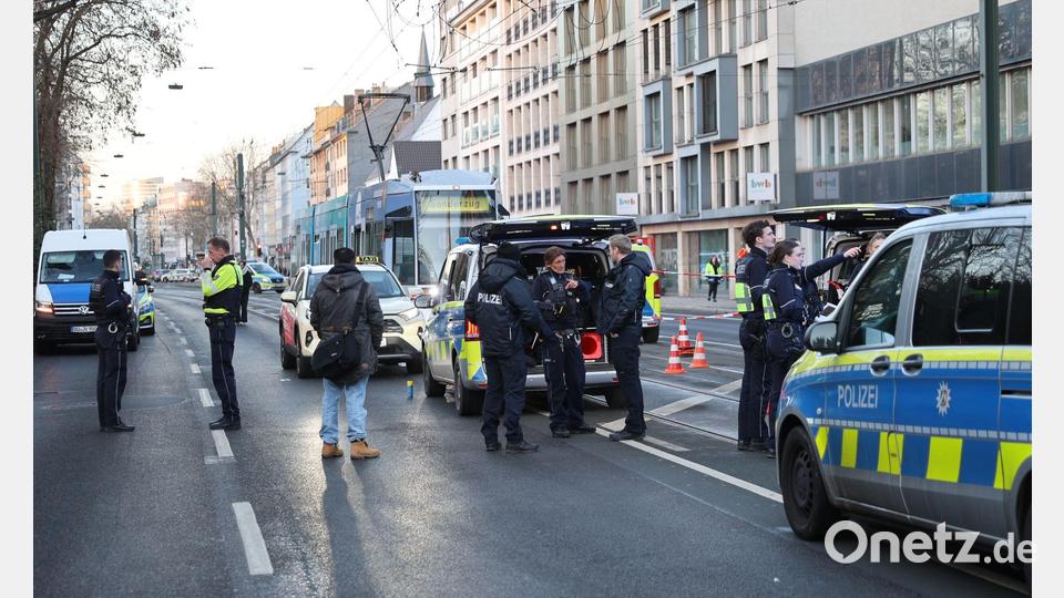 Die Mordkommission ermittelt zu dem Vorfall. Bild: Matthi Rosenkranz/dpa