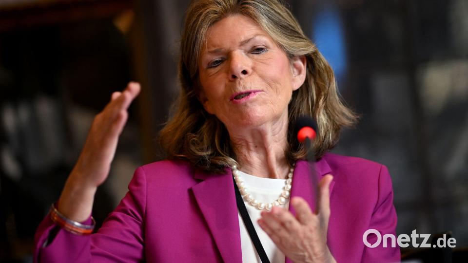 Dehoga-Hauptgeschäftsführerin Hartges hofft nach sechs schwierigen Jahren für die Gastronomie auf einen Aufschwung. (Archivbild) Bild: Britta Pedersen/dpa