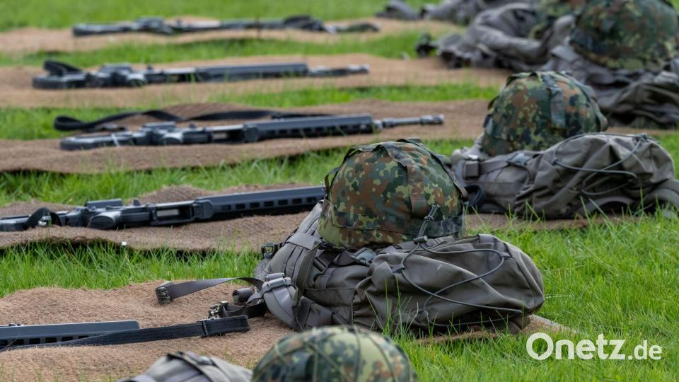 Der Wehrbeauftragte Henning Otte stellt eine geänderte Einstellung der Gesellschaft zur Bundeswehr fest. Bild: Stefan Sauer/dpa