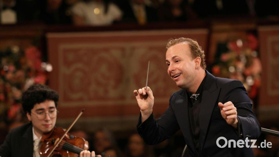 Dirigent Yannick Nézet-Séguin erinnerte an die Kraft der Freundlichkeit und der Musik. Bild: Dieter Nagl/WIENER PHILHARMONIKER/APA/dpa
