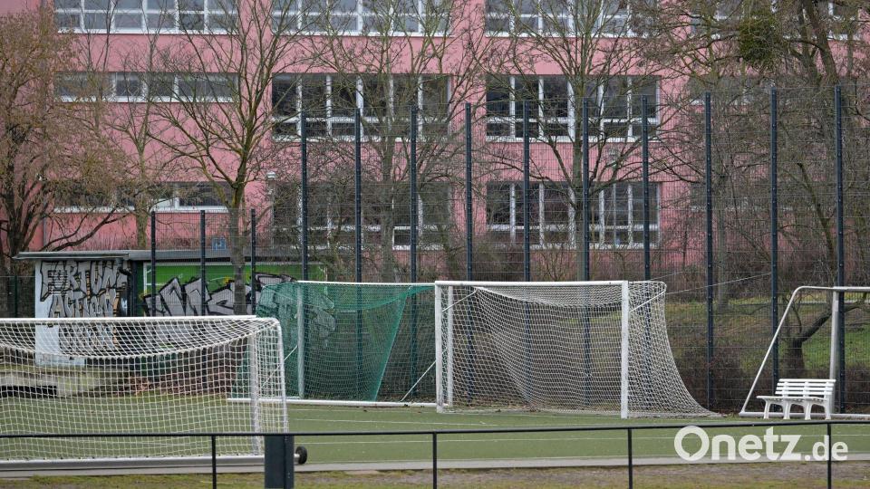 Das Unglück ereignete sich im Potsdamer Wohngebiet Am Stern. Bild: Michael Bahlo/dpa