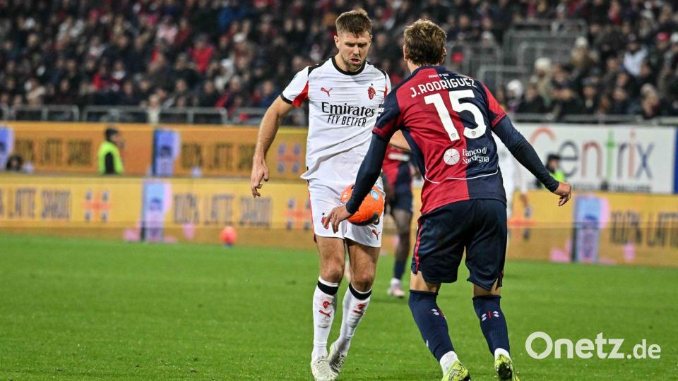 Niclas Füllkrug (l) kam zu einem schnellen Debüt für die AC Mailand. Bild: Luigi Canu/LiveMedia-IPA/ZUMA Press Wire/dpa