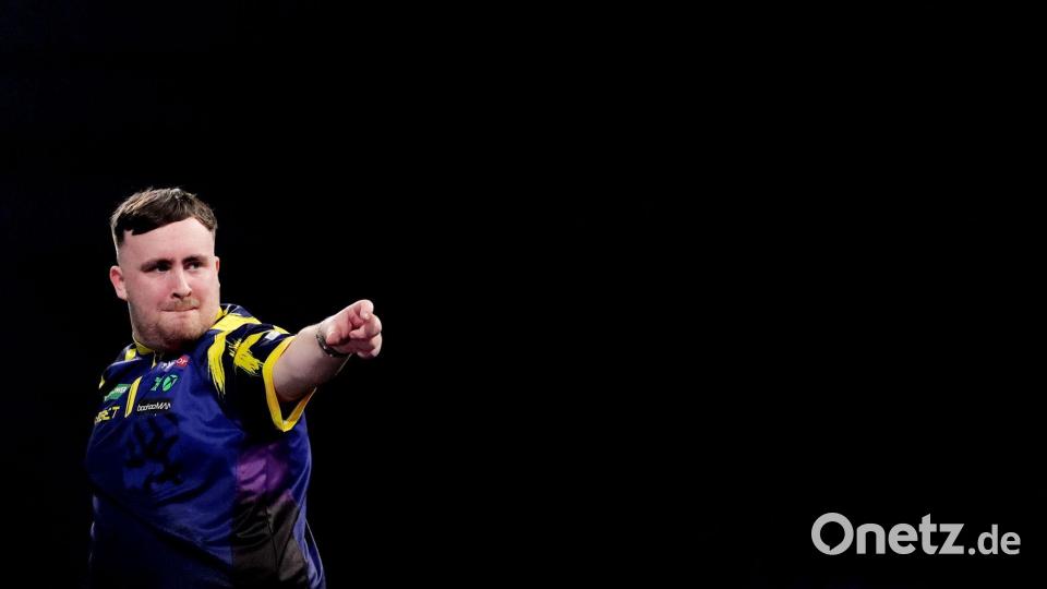 Titelverteidiger Littler ist im Finale der Favorit. Bild: Adam Davy/PA Wire/dpa