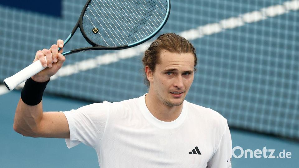 Alexander Zverev bejubelt seinen ersten Sieg im neuen Tennis-Jahr. Bild: Mark Evans/AAP/dpa