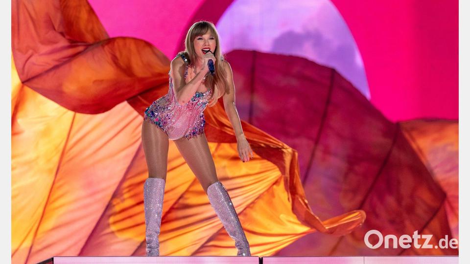 Taylor Swift wird zwar 2026 nicht auf Tour gehen, aber sie steht für einen Reisetrend: Event-Tourismus. (Archivbild) Bild: Daniel Deslover/Zuma Press/dpa