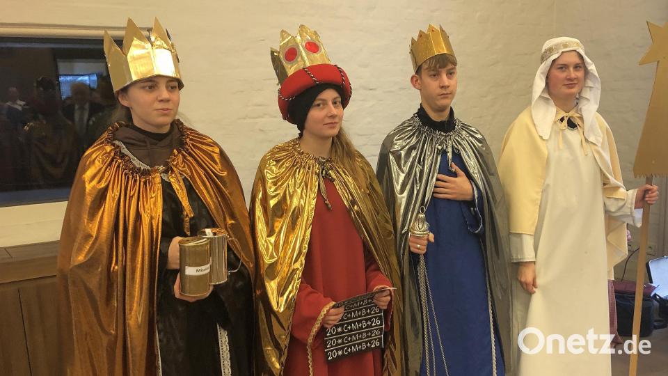 Begleitet wurde der Neujahrsempfang in Falkenberg von vier Sternsingern. Bild: wro