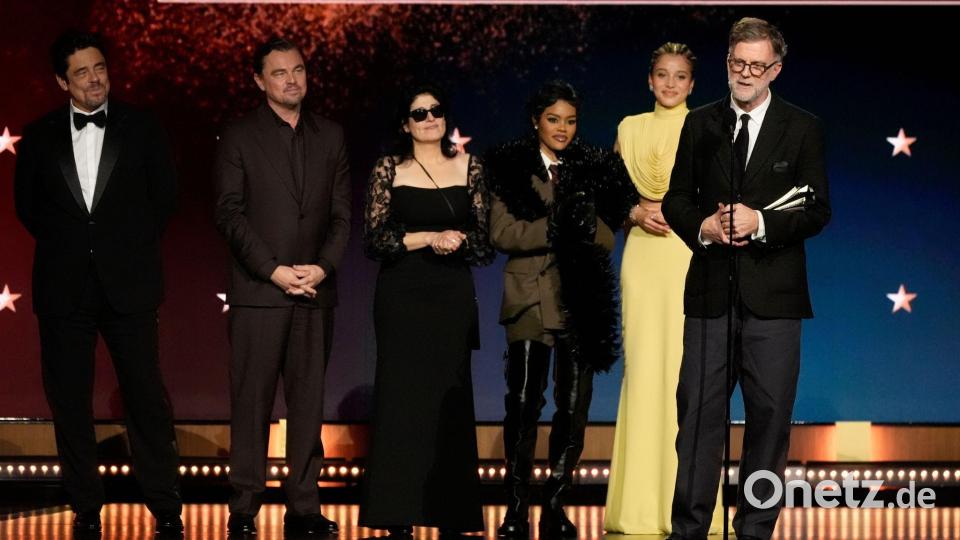 Sie sind die Abräumer bei den diesjährigen Critics Choice Awards: Das Team vom Film „One Battle After Another“. Bild: Chris Pizzello/Invision/AP/dpa
