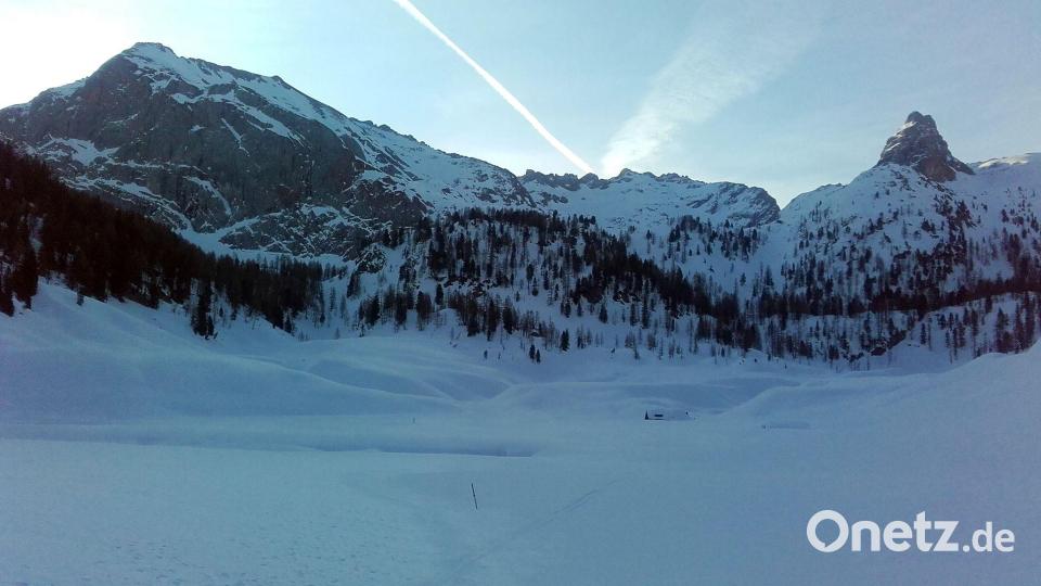 Im nur wenige Meter höher gelegenen Kärlingerhaus kann es bereits bis zu 20 Grad wärmer sein als am Funtensee selbst. Bild: Josef Egger/Nationalpark Berchtesgaden/dpa