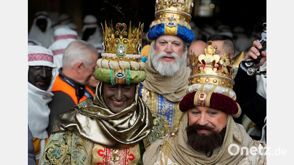 In Spanien bekommen die Kinder ihre Weihnachtsgeschenke traditionell erst am Morgen des Dreikönigstags. Bild: Joaquin Corchero/EUROPA PRESS/dpa