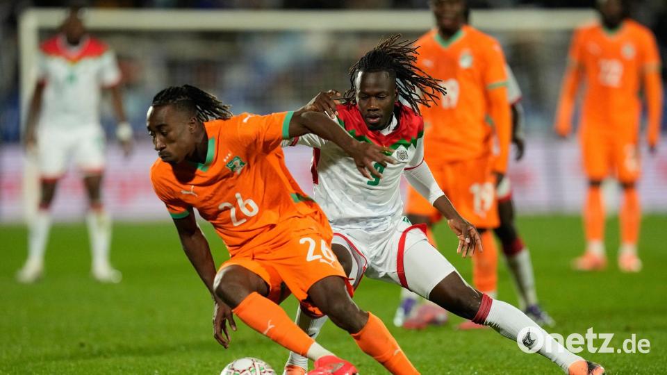 Der Leipziger (l) traf zum 2:0. Bild: Themba Hadebe/AP/dpa