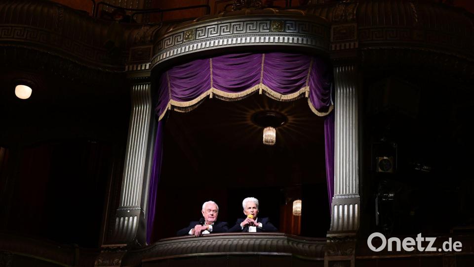 Die FDP-Spitzenpolitiker Kubicki und Strack-Zimmermann machten das Dreikönigstreffen vorübergehend zur „Muppet Show“. Bild: Bernd Weißbrod/dpa