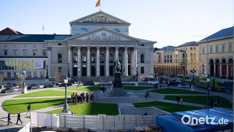 Zumindest der Platz vor der Staatsoper und dem Residenztheater ist schon erneuert. (Archivbild) Bild: Sven Hoppe/dpa