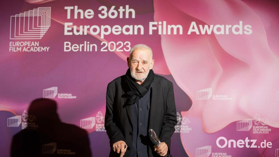 Bela Tarr erhielt 2023 eine Auszeichnung beim Europäischen Filmpreis. Bild: Christoph Soeder/dpa