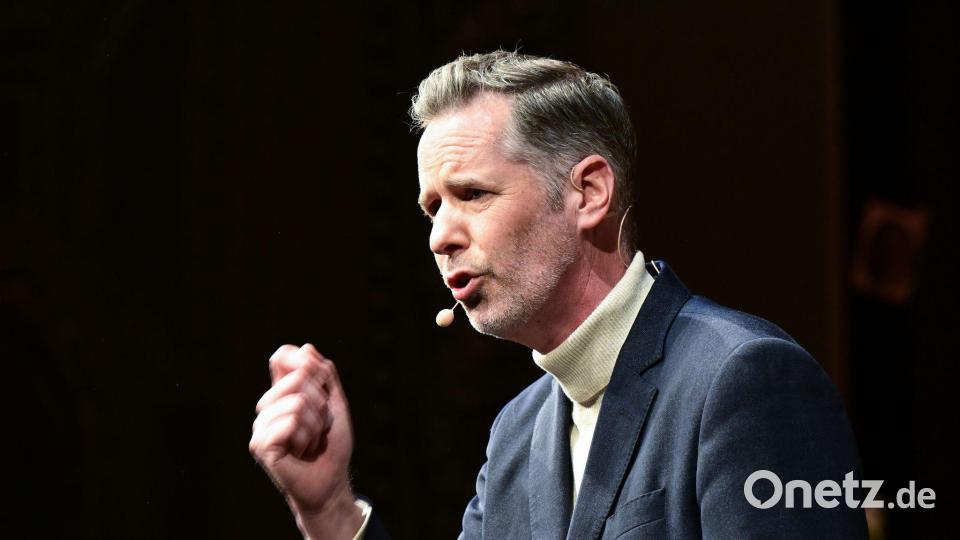 FDP-Chef Dürr ruft in Stuttgart den Neuanfang für die FDP aus. Bild: Bernd Weißbrod/dpa