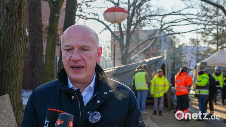Berlins Regierender Bürgermeister Kai Wegner (CDU) musste das Krisenmanagement leiten. Bild: Soeren Stache/dpa