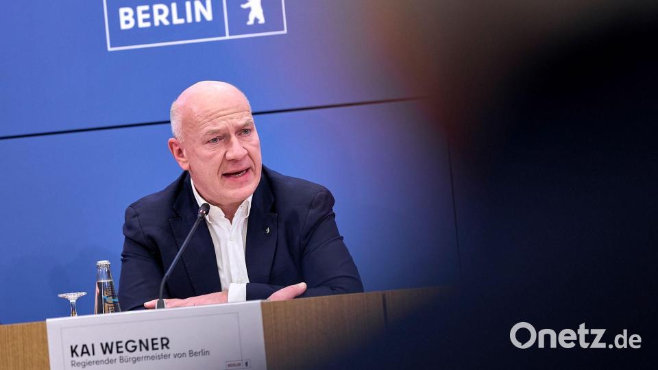 Berlins Regierender Bürgermeister Kai Wegner (CDU) war am ersten Tag des Stromausfalls nicht vor Ort im Bezirk Steglitz-Zehlendorf. (Archivbild) Bild: Michael Ukas/dpa