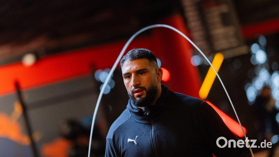 Beim Training: der deutsche Schwergewichtsboxer Agit Kabayel. (Archivbild) Bild: Rolf Vennenbernd/dpa