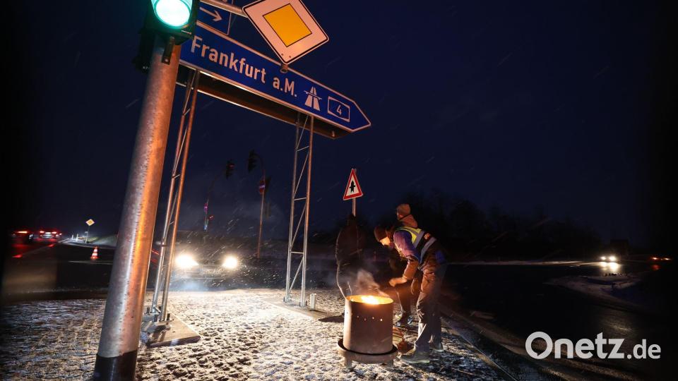 In mehreren Bundesländern gab es Bauern-Proteste an Autobahnen. Bild: Bodo Schackow/dpa